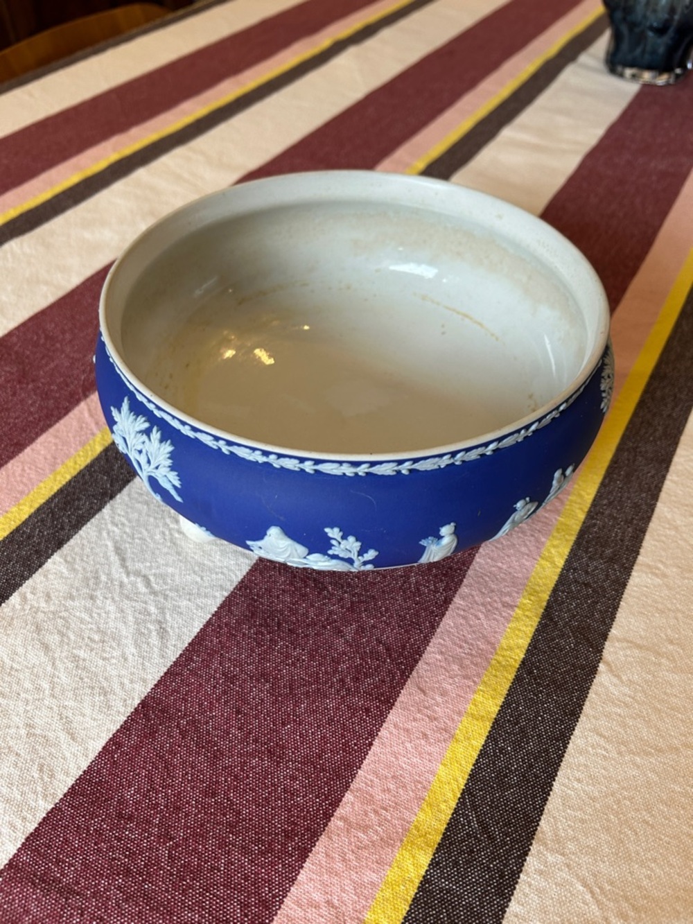 Wedgewood pot